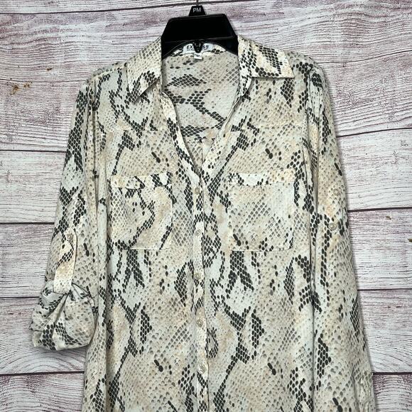 Express The Portofino Snake Skin Print Button Down Classic Shirt Size XS - Picture 10 of 10